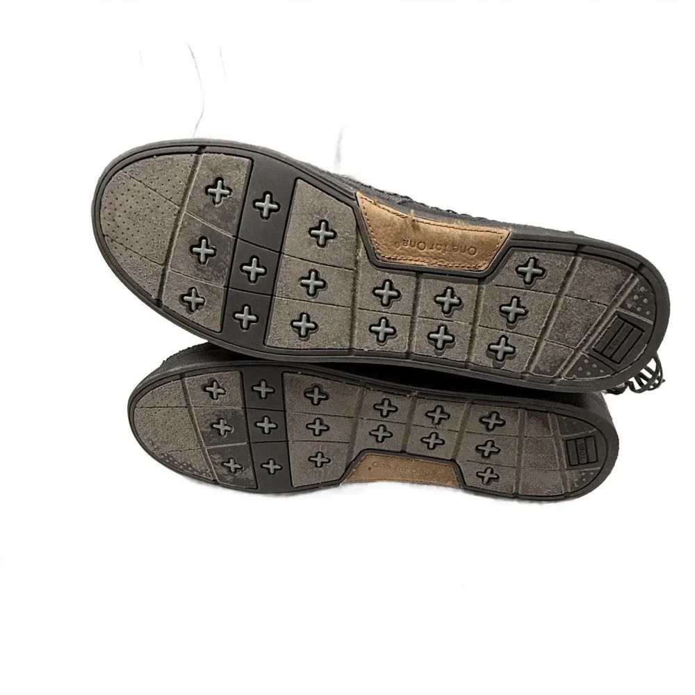 Women's Tom's Suede Moccasin Style Ankle Boots with‎ Knit Upper size 9.5